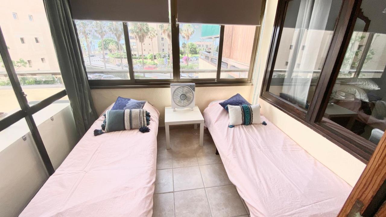 Apartment Urb Playamar 1 1st Line *